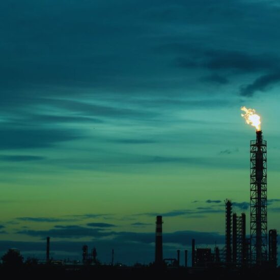 Metano em foco: avanços tímidos, metas distantes e como transformar um super gás de aquecimento em oportunidade de energia limpa