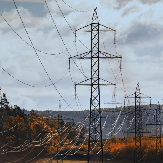 Perspectivas Integradas e Desafios da Matriz Energética Brasileira no Horizonte 2026: Uma Análise do PDE 2026