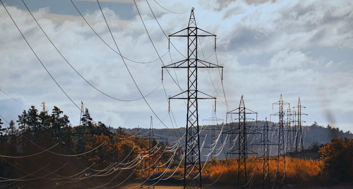 Perspectivas Integradas e Desafios da Matriz Energética Brasileira no Horizonte 2026: Uma Análise do PDE 2026